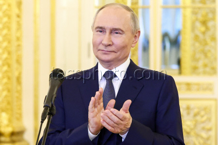 Tajikistan's President Rahmon on official visit to Russia
