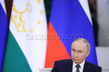 Tajikistan's President Rahmon on official visit to Russia