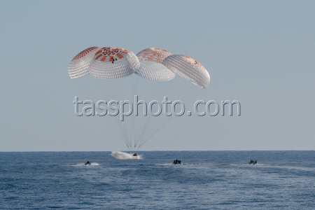 NASAs and SpaceXs Crew-9 Splashdown - USA
