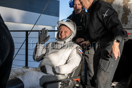 NASAs and SpaceXs Crew-9 Splashdown - USA