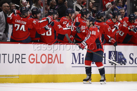 Flyers Capitals Hockey. Flyers Capitals Hockey