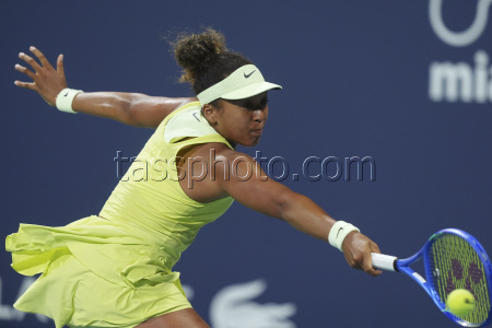 Теннисный турнир Miami Open, 2-ой круг: Наоми Осака (Япония) - Людмила Самсонова (Россия) - 6:2, 6:4