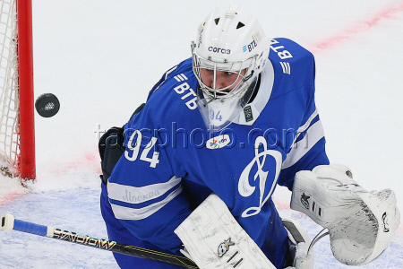 Kontinental Hockey League: Dynamo Moscow 1 - 4 Lokomotiv Yaroslavl