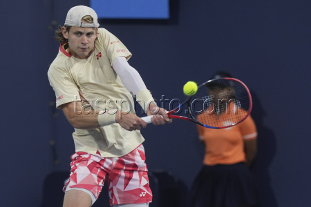 Теннисный турнир Miami Open, 2-й круг: Зизу Бергс (Бельгия) - Андрей Рублёв (Россия) - 7:5, 6:4