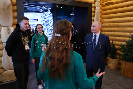 Russian President Putin visits Russia National Centre