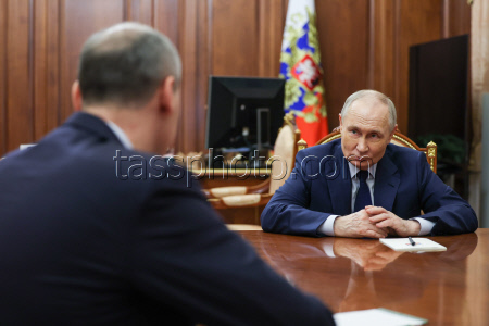 Встреча президента РФ Путина и губернатора Оренбургской области Паслера
