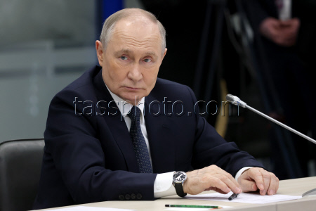 Рабочая поездка президента РФ Путина в Мурманскую область