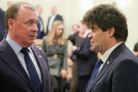 Представление врио губернатора Свердловской области Паслера