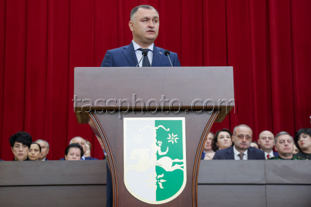 Gunba sworn in as Abkhazia president