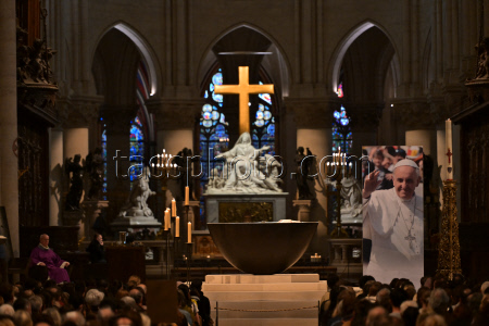 Mass at Notre Dame de Paris following Pope Francis death - FA