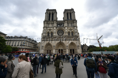 Mass at Notre Dame de Paris following Pope Francis death - FA