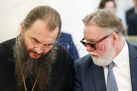 Russian Foreign Ministry's patriotic education centre in session