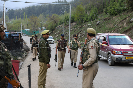 Militants Attack On Tourists In Kashmir