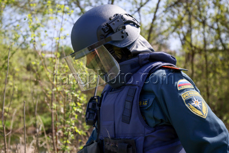 Demining of Lugan River in Lugansk People's Republic