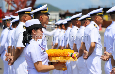 Russian warships arrive in Thailand