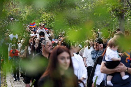 Yerevan marks 110th anniversary of Armenian Genocide