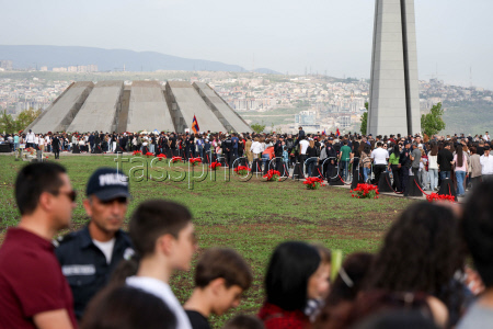 Yerevan marks 110th anniversary of Armenian Genocide