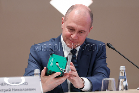 Award ceremony for "Torch of the National Technology Olympiad" Prize