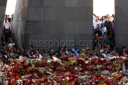 Yerevan marks 110th anniversary of Armenian Genocide