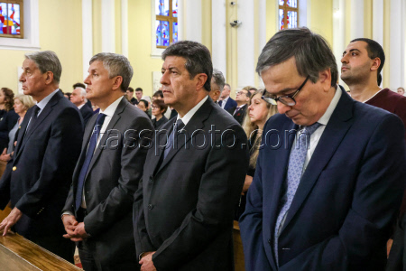 Заупокойная месса в Москве по Папе Римскому Франциску