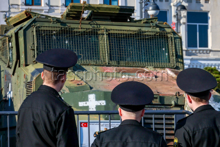 Выставка трофейной техники во Владивостоке