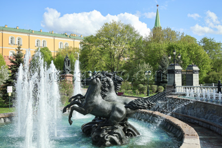 Fountain season starts in Moscow
