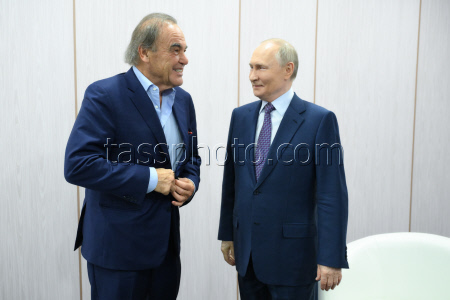 Встреча президента РФ Путина с режиссером Стоуном в Москве