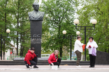 Благоустройство памятников участникам ВОВ накануне 80-летия Победы в Рязанской области