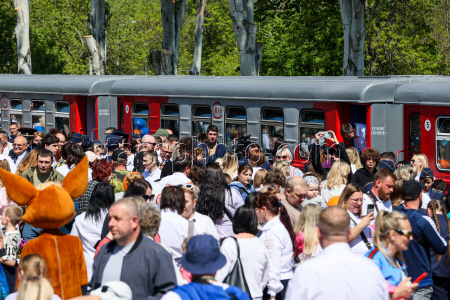 Donetsk Children's Railway opens new season