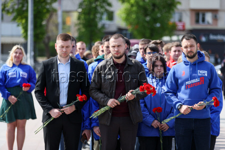 Акция памяти в Мариуполе в годовщину трагедии в Одесском доме профсоюзов