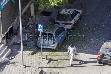 Bomb explosion outside a bank branch in Thessaloniki, Greece