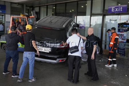Philippines Airport Vehicle Accident