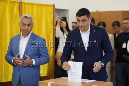 APTOPIX Romania Election