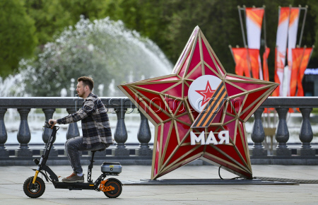 Preparations for upcoming Victory Day in Moscow