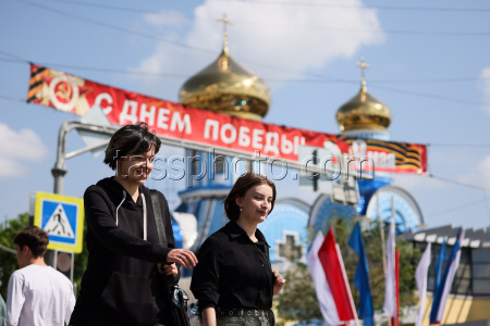 Подготовка ко Дню Победы в Луганске