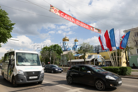 Подготовка ко Дню Победы в Луганске