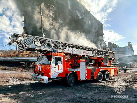 Warehouse hit by fire in Yakutia, Russia