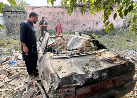 India conducts military strikes in Pakistan