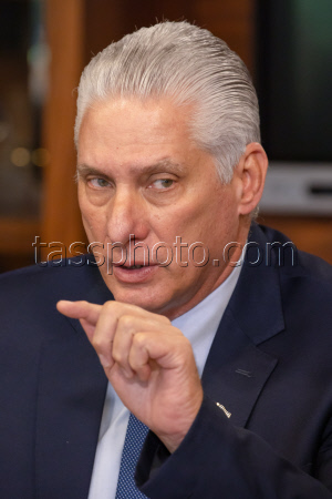 Встреча зампреда Совбеза РФ Медведева и президента Кубы Бермудеса