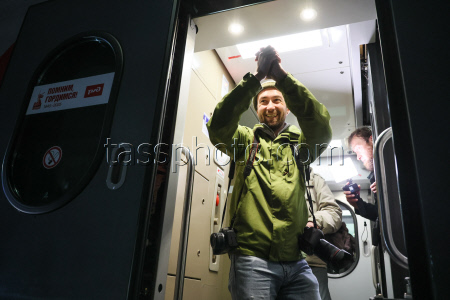 First tourist train departs from Russia to North Korea