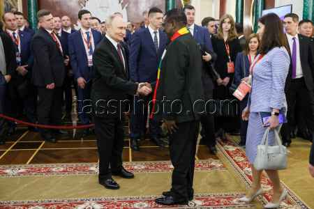 Обед от имени президента РФ Путина для глав иностранных делегаций