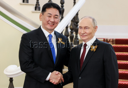 President Putin meets with foreign leaders