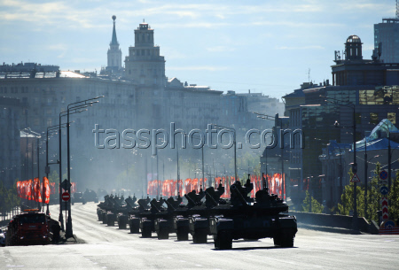 Military hardware heads for Moscow's Red Square on Victory Day