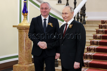 President Putin meets with foreign leaders