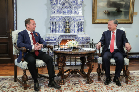 Russian Security Council Deputy Chairman Medvedev meets with To Lam, general secretary of Vietnamese Communist Party