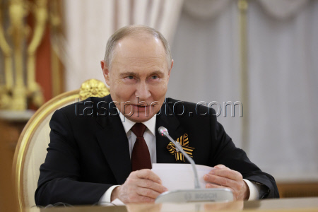 Встреча президента РФ Путина и премьер-министра Словакии Фицо