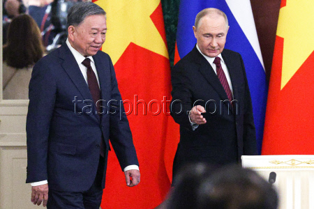 Russia's President Putin and Vietnamese Communist Party General Secretary To Lam meet in Moscow