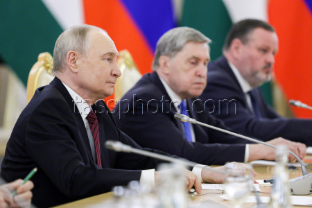 Встреча президента РФ Путина и президента Палестины Аббаса