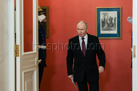 Заявление президента РФ Путина перед журналистами в Москве
