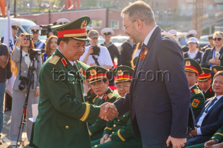 Professor Gagarinsky vessel handed over to Vietnam-Russia Tropical Centre